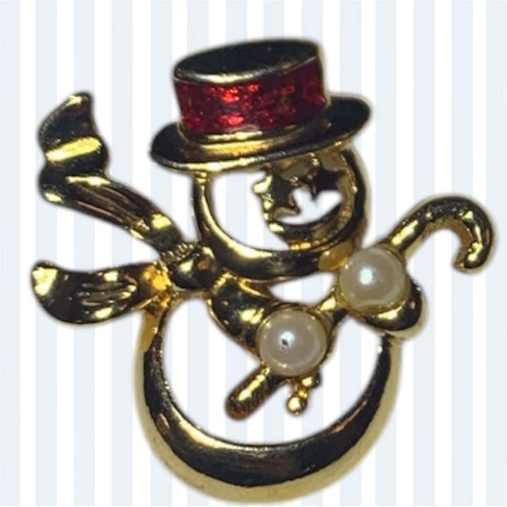 Vintage Avon Snowman Red Enamel & Faux Pearl Lapel Pin Brooch 1 1/2”H x 1”W